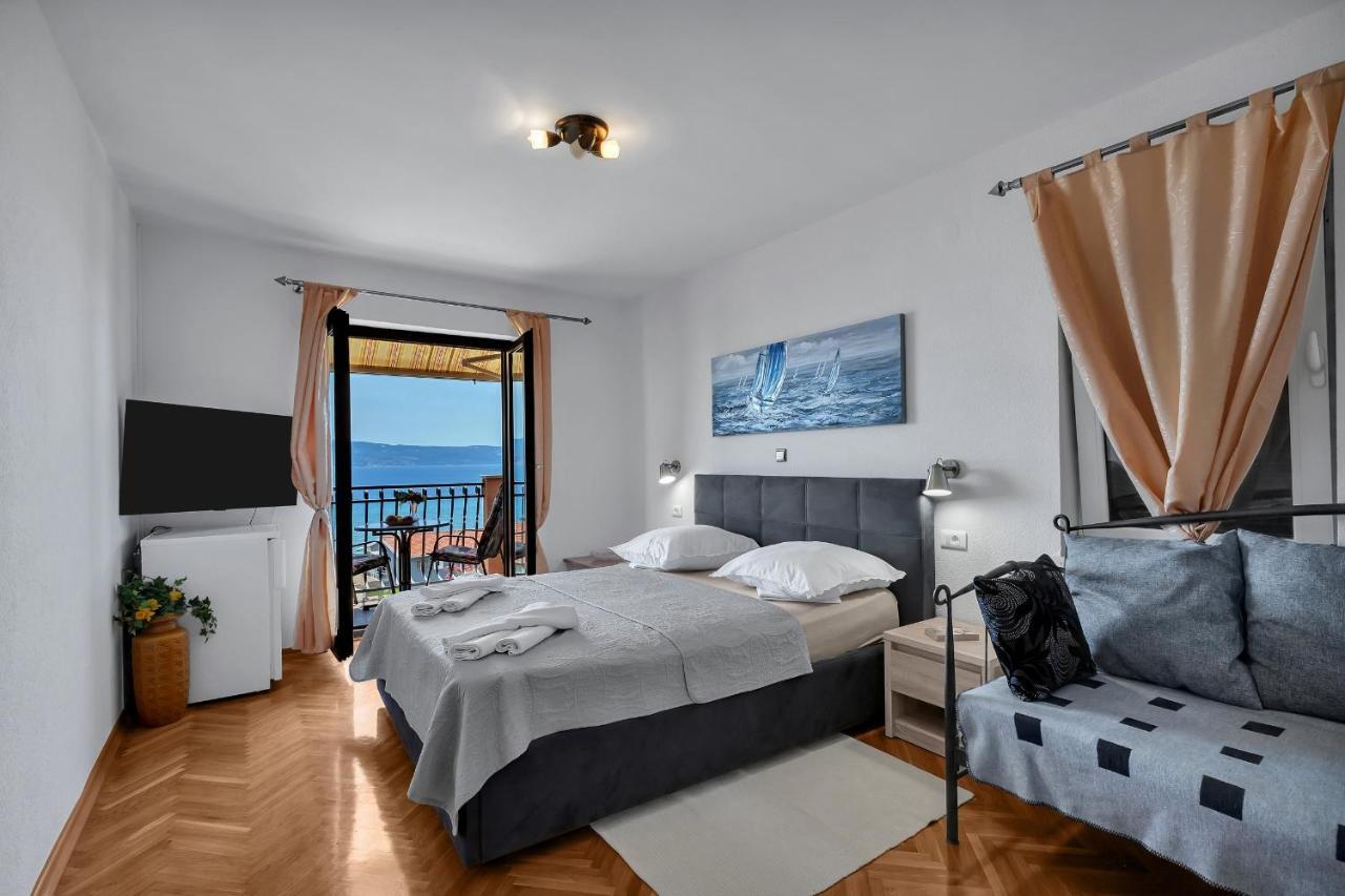 Apartments And Rooms With Parking Space Duce, Omis - 10303 Extérieur photo